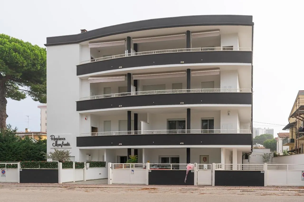 Margherita 12 Llido Degli Estensi Italien